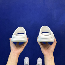 YEEZY YS-01 cream椰子一代拖鞋 纯白 正经高品质原材料!独立订单 尺码:6、7、8、9、10、11、12 YEEZY YS-01 cream椰子一代拖鞋 纯白 正经高品质原材料!独立订单 尺码:6、7、8、9、10、11、12