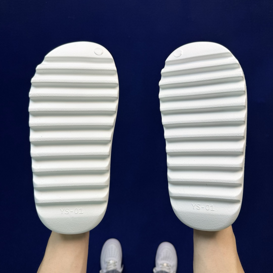 YEEZY YS-01 cream椰子一代拖鞋 纯白 正经高品质原材料!独立订单 尺码:6、7、8、9、10、11、12 YEEZY YS-01 cream椰子一代拖鞋 纯白 正经高品质原材料!独立订单 尺码:6、7、8、9、10、11、12