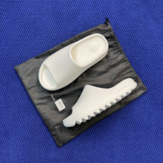 YEEZY YS-01 cream椰子一代拖鞋 纯白 正经高品质原材料!独立订单 尺码:6、7、8、9、10、11、12 YEEZY YS-01 cream椰子一代拖鞋 纯白 正经高品质原材料!独立订单 尺码:6、7、8、9、10、11、12