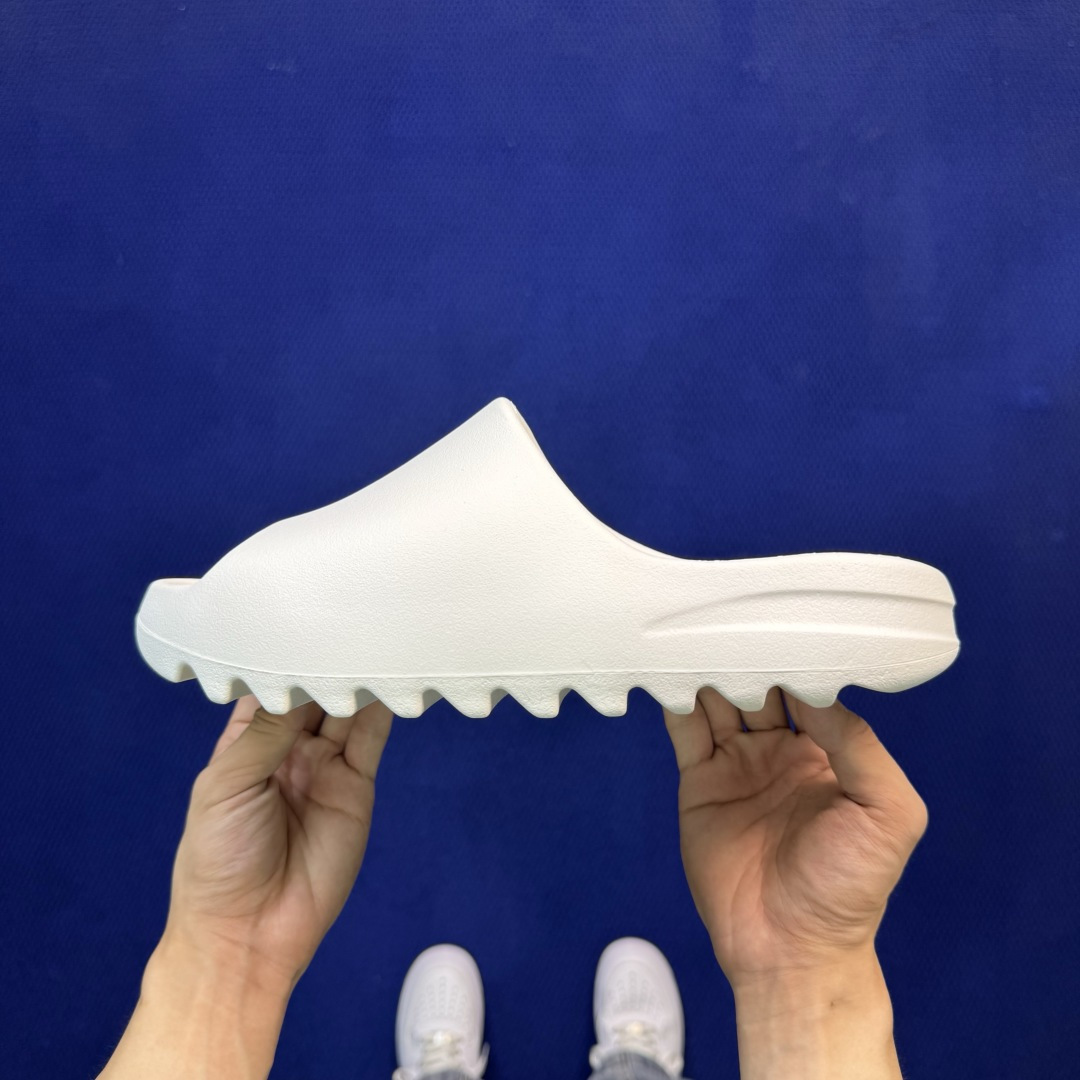 YEEZY YS-01 cream椰子一代拖鞋 纯白 正经高品质原材料!独立订单 尺码:6、7、8、9、10、11、12 YEEZY YS-01 cream椰子一代拖鞋 纯白 正经高品质原材料!独立订单 尺码:6、7、8、9、10、11、12
