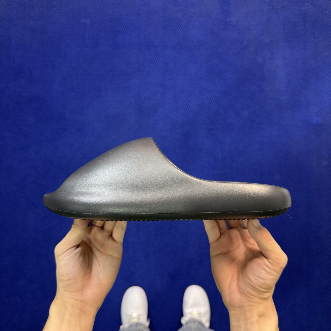 YEEZY YS-02 CDAL 椰子二代拖鞋 黑色 正经高品质原材料！独立订单 尺码：4、5、6、7、8、9、10、1