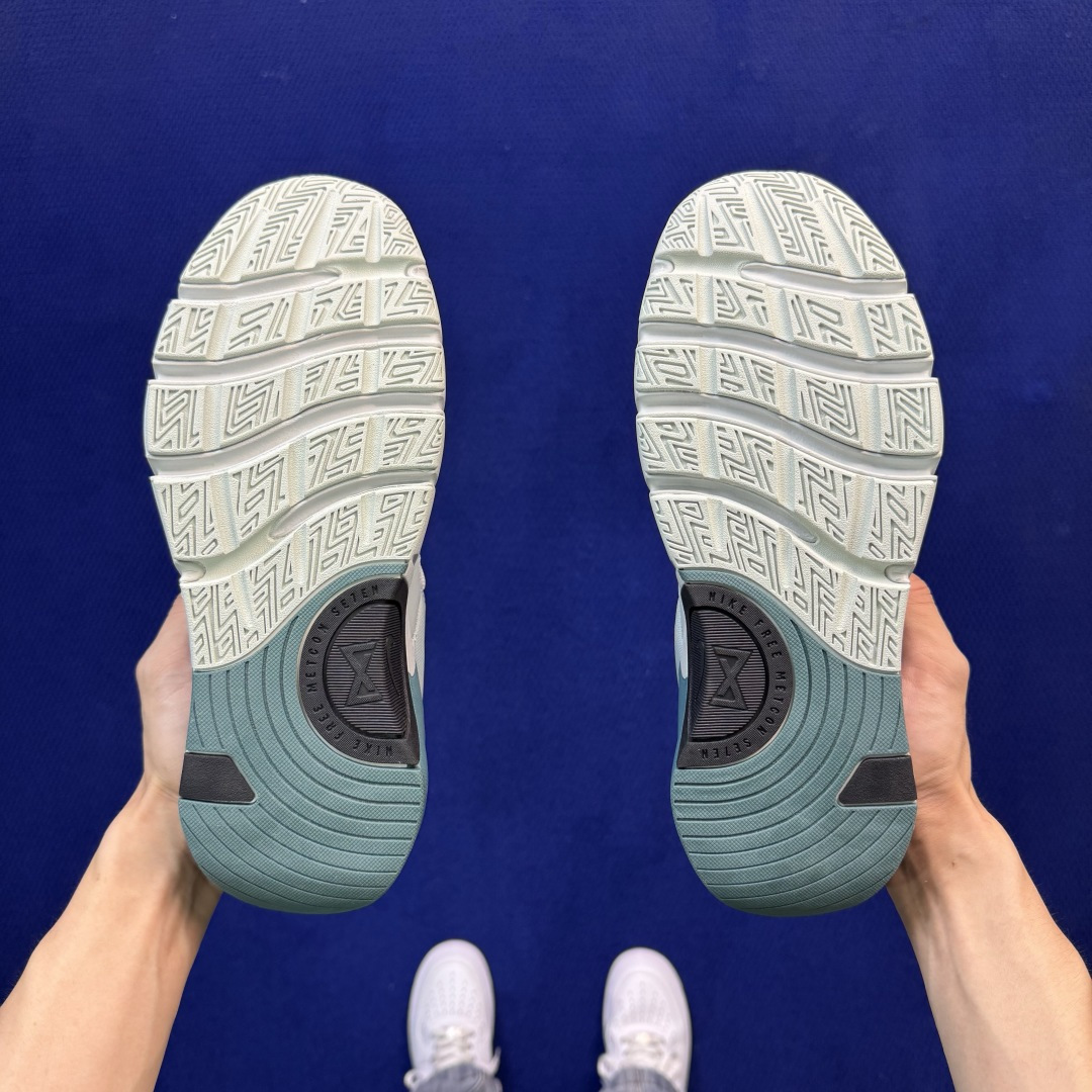 Nike Free Metcon 7 综合训练鞋 第9色:白绿 货号：II7405-003 尺码：36-46带半码
