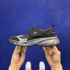 New Balance NB Breeze 玛丽珍鞋 第2色:黑色 货号:SD2203BK 尺码:36 37 37.5 New Balance NB Breeze 玛丽珍鞋 第2色:黑色 货号:SD2203BK 尺码:36 37 37.5