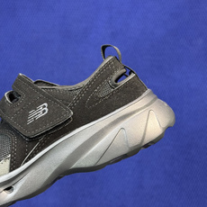 New Balance NB Breeze 玛丽珍鞋 第2色:黑色 货号:SD2203BK 尺码:36 37 37.5 New Balance NB Breeze 玛丽珍鞋 第2色:黑色 货号:SD2203BK 尺码:36 37 37.5