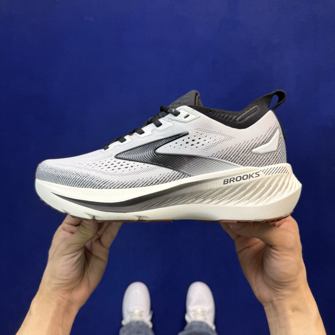 Brooks布鲁克斯 GLYCERIN 23 跑步鞋 第3色:黑白灰 货号：-1D-187 尺码：36-45带半码