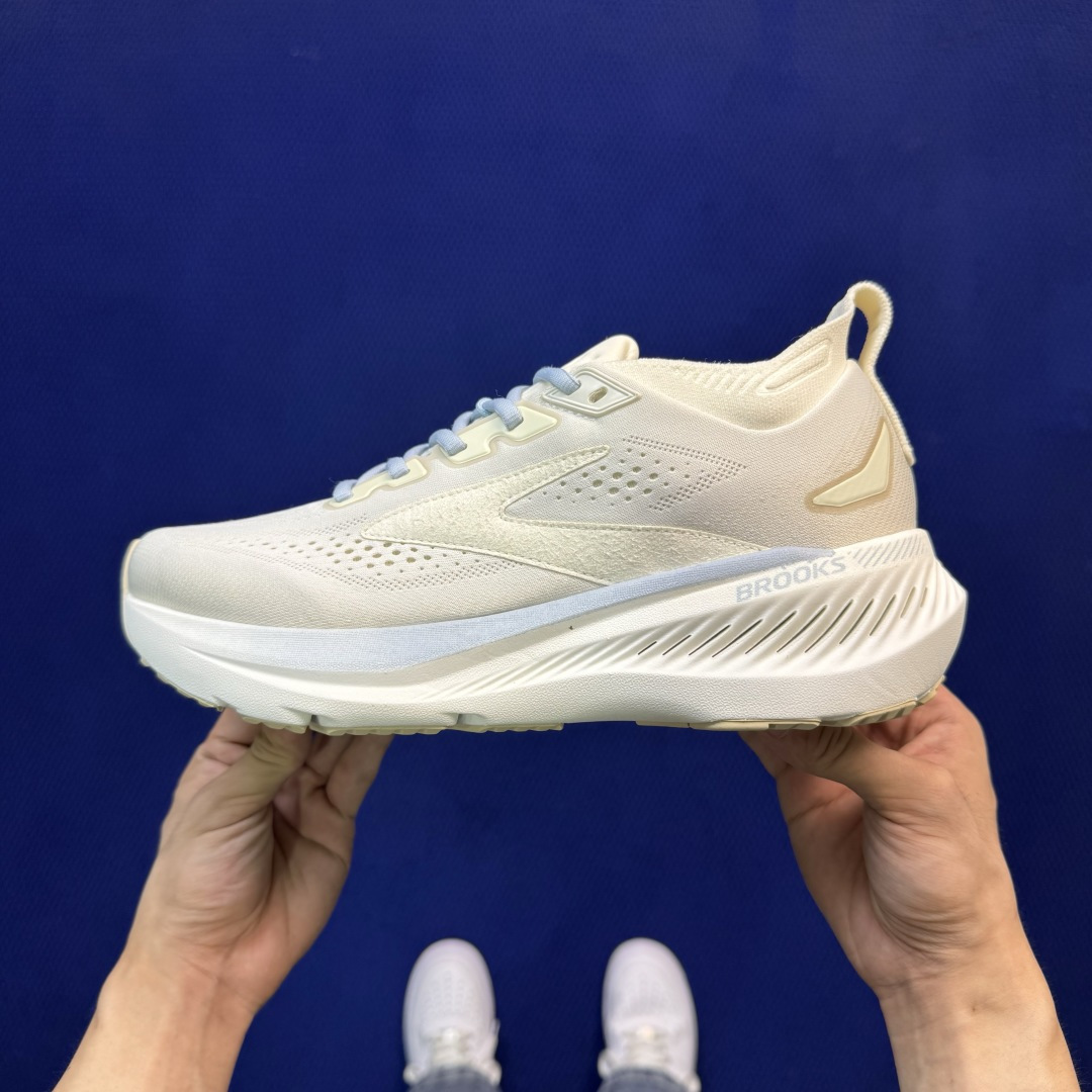 Brooks布鲁克斯 GLYCERIN 23 跑步鞋 第6色:棕色 货号：-1B-198 尺码：36-45带半码