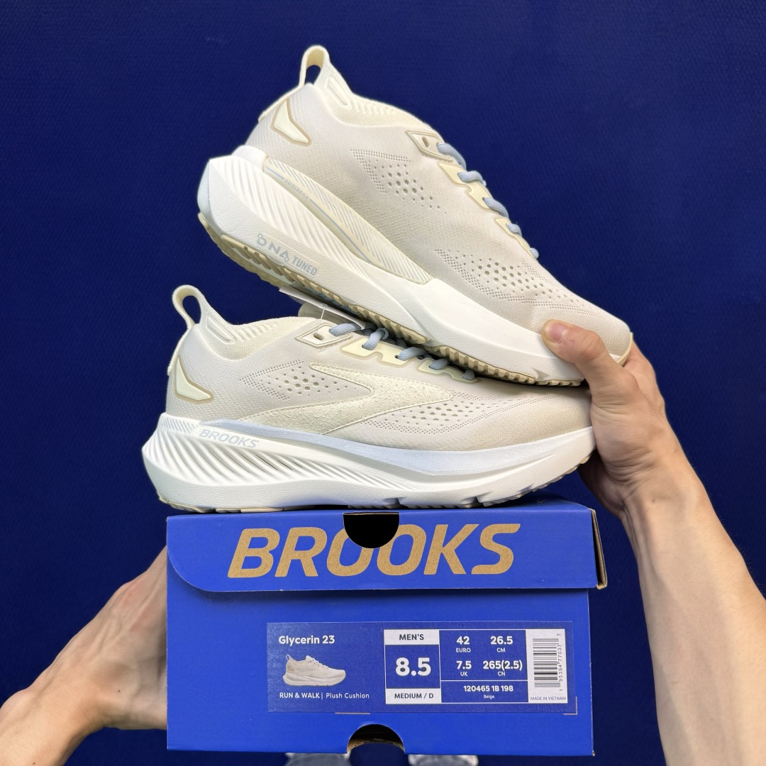 Brooks布鲁克斯 GLYCERIN 23 跑步鞋 第6色:棕色 货号：-1B-198 尺码：36-45带半码