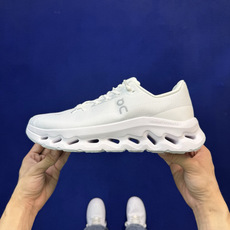 On昂跑系列 Cloudtilt 马拉松跑步鞋 货号:3ME 尺码:36 36.5 37 37.5 38 38.5 39 On昂跑系列 Cloudtilt 马拉松跑步鞋 货号:3ME 尺码:36 36.5 37 37.5 38 38.5 39