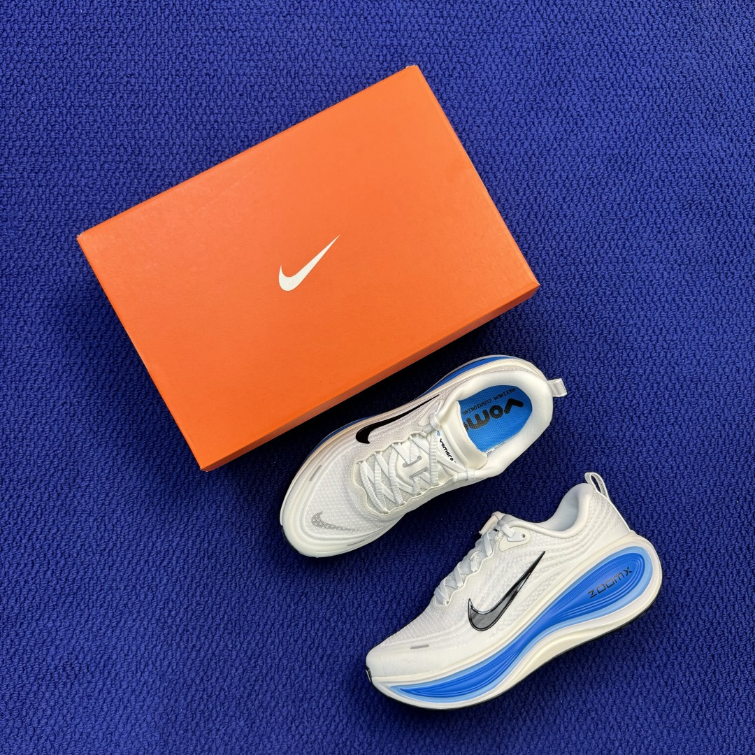 Nike Vomero Plus 低帮 ZOOMX 马拉松跑步鞋 第15色:白蓝 缓震表现出色，脚感Q弹！ 货号：HV8