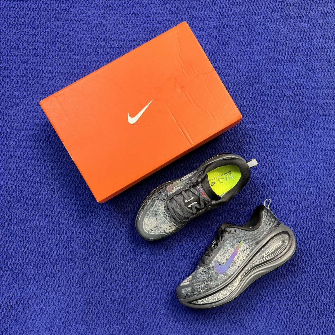 Nike Vomero Plus 低帮 ZOOMX 马拉松跑步鞋 第16色:黑数码幻影 缓震表现出色，脚感Q弹！ 货号：