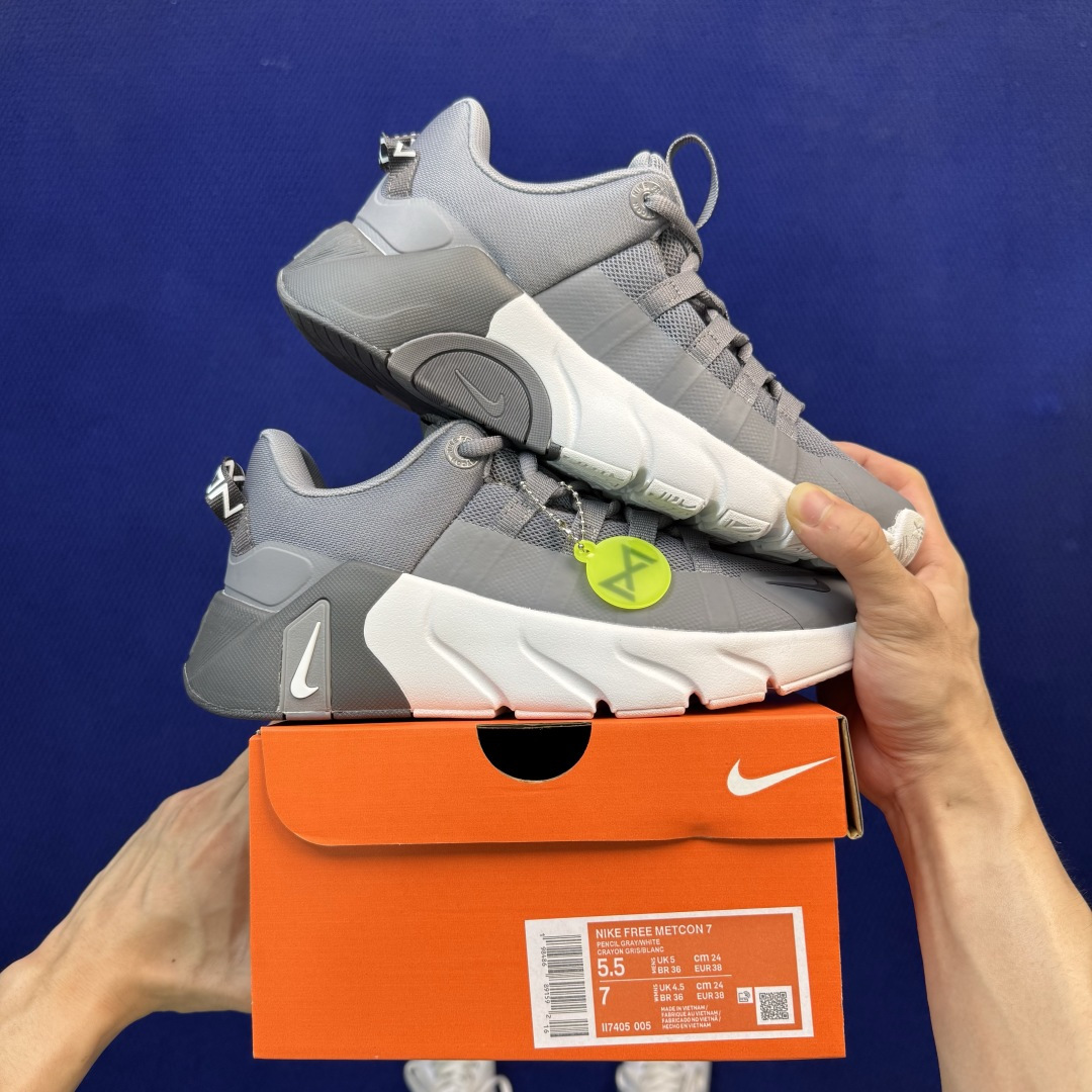 Nike Free Metcon 7 综合训练鞋 第10色:灰色 货号：II7405-005 尺码：36-46带半码