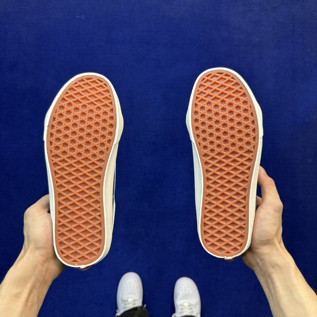虎扑版!Vans Sk8-Low 低帮 K25V帆布蓝 纯原级别外贸订单!万斯经典 硫化帆布板鞋 正品海鸥线 鞋头包边完 虎扑版!Vans Sk8-Low 低帮 K25V帆布蓝 纯原级别外贸订单!万斯经典 硫化帆布板鞋 正品海鸥线 鞋头包边完