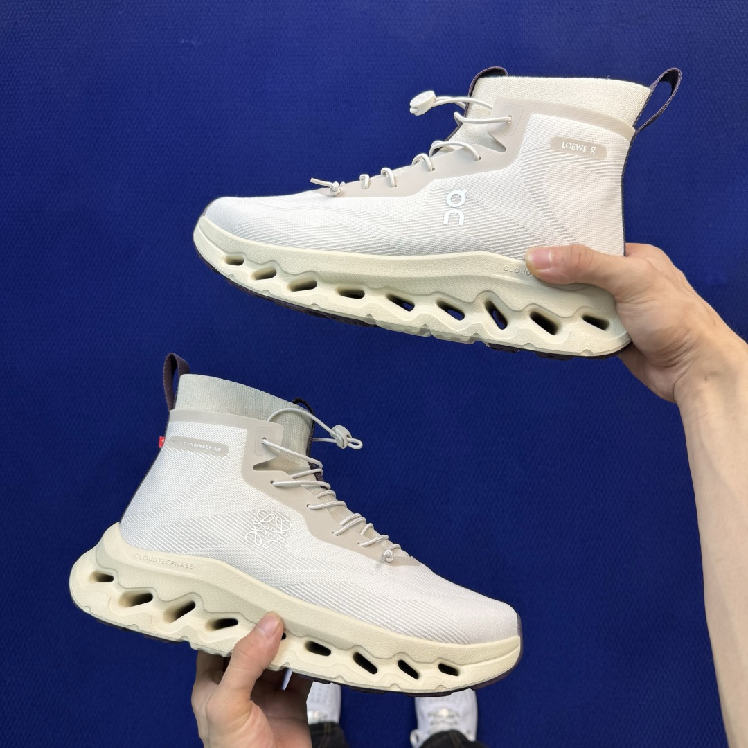 On昂跑系列 罗意威联名高帮 Cloudtilt 跑步鞋 LOEWE罗意威联名 尺码：36-46带半码 货号：MX43白
