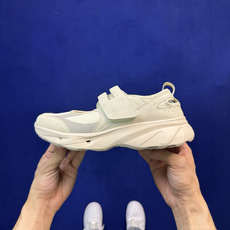 New Balance NB Breeze 玛丽珍鞋 第3色:米白 货号:SD2203IV 尺码:36 37 37.5 New Balance NB Breeze 玛丽珍鞋 第3色:米白 货号:SD2203IV 尺码:36 37 37.5