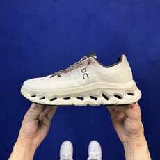 On昂跑系列 Cloudtilt 马拉松跑步鞋 货号:3ME 尺码:36 36.5 37 37.5 38 38.5 39 On昂跑系列 Cloudtilt 马拉松跑步鞋 货号:3ME 尺码:36 36.5 37 37.5 38 38.5 39
