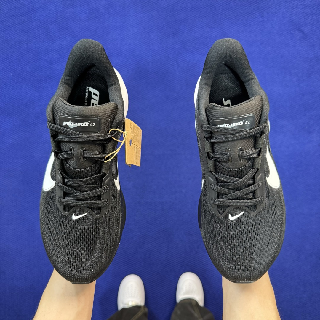 马拉松登月系列 YZ纯原1:1品质! Nike Air Zoom Pegasus 42代黑白 超高清洁度! 货号:IB1 马拉松登月系列 YZ纯原1:1品质! Nike Air Zoom Pegasus 42代黑白 超高清洁度! 货号:IB1