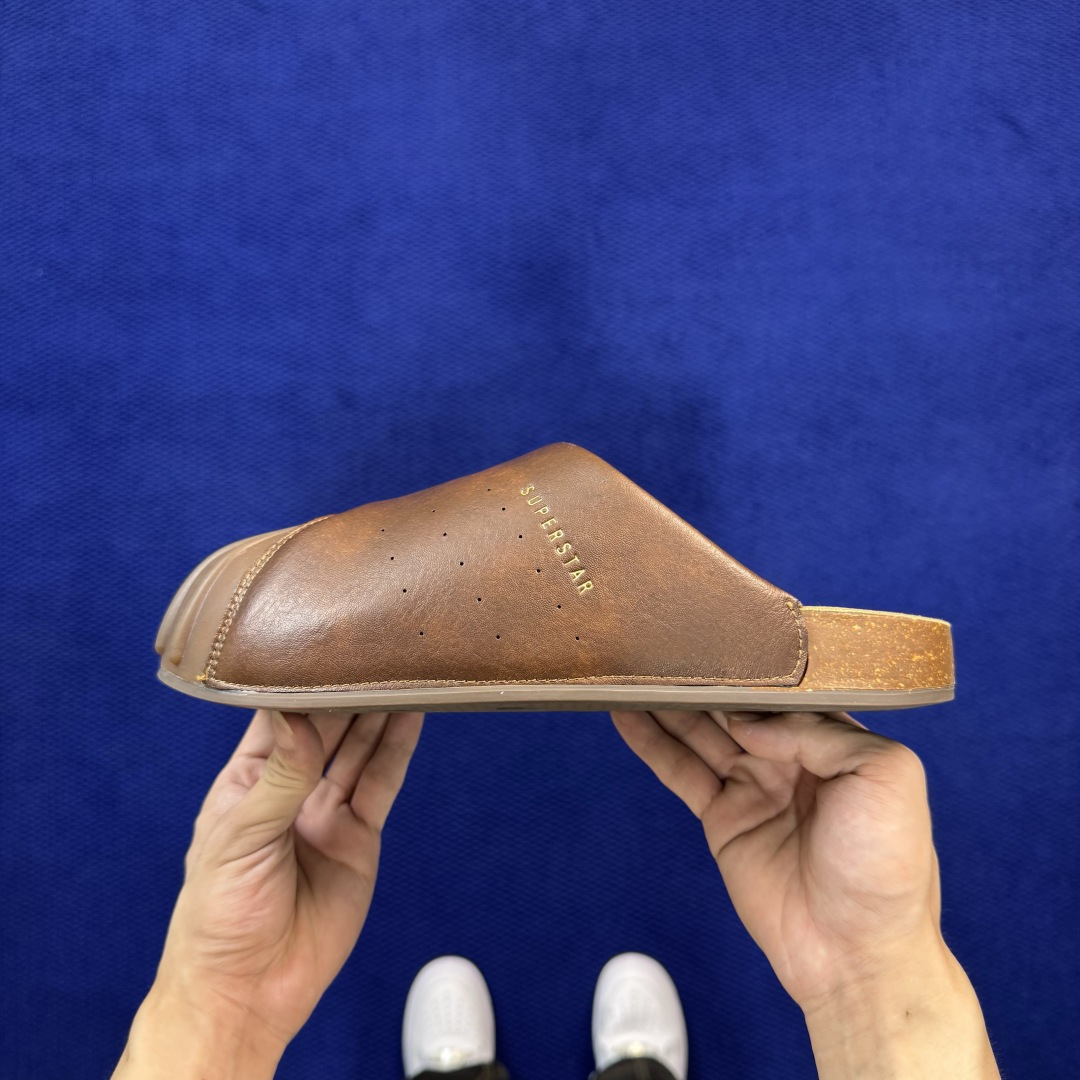 阿迪勃肯鞋拖鞋 第15色:棕色光面皮贝壳头 adidas originals Adimule Superstar 一脚蹬