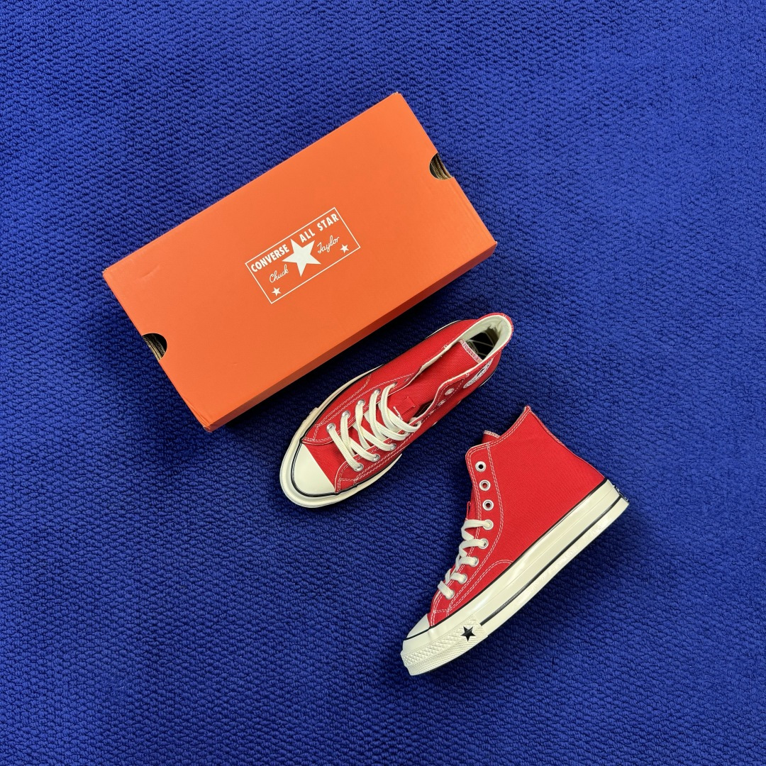 2026匡威全新发布!Converse CHUCK 70 X 星星标帆布鞋 红色高帮 货号:A24232C 尺码:35 2026匡威全新发布!Converse CHUCK 70 X 星星标帆布鞋 红色高帮 货号:A24232C 尺码:35