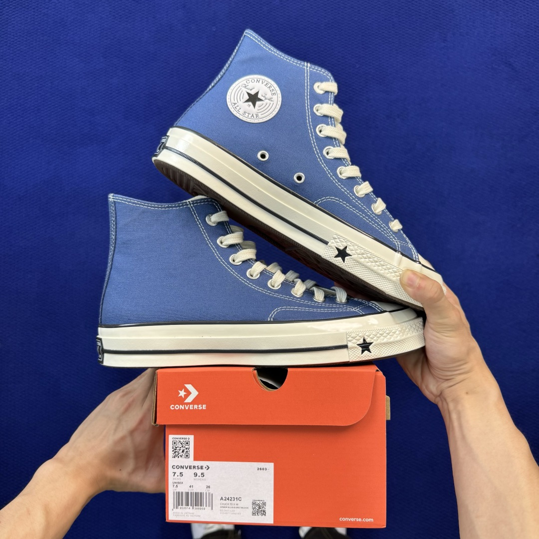 2026匡威全新发布!Converse CHUCK 70 X 星星标帆布鞋 蓝色高帮 货号:A24231C 尺码:35 2026匡威全新发布!Converse CHUCK 70 X 星星标帆布鞋 蓝色高帮 货号:A24231C 尺码:35