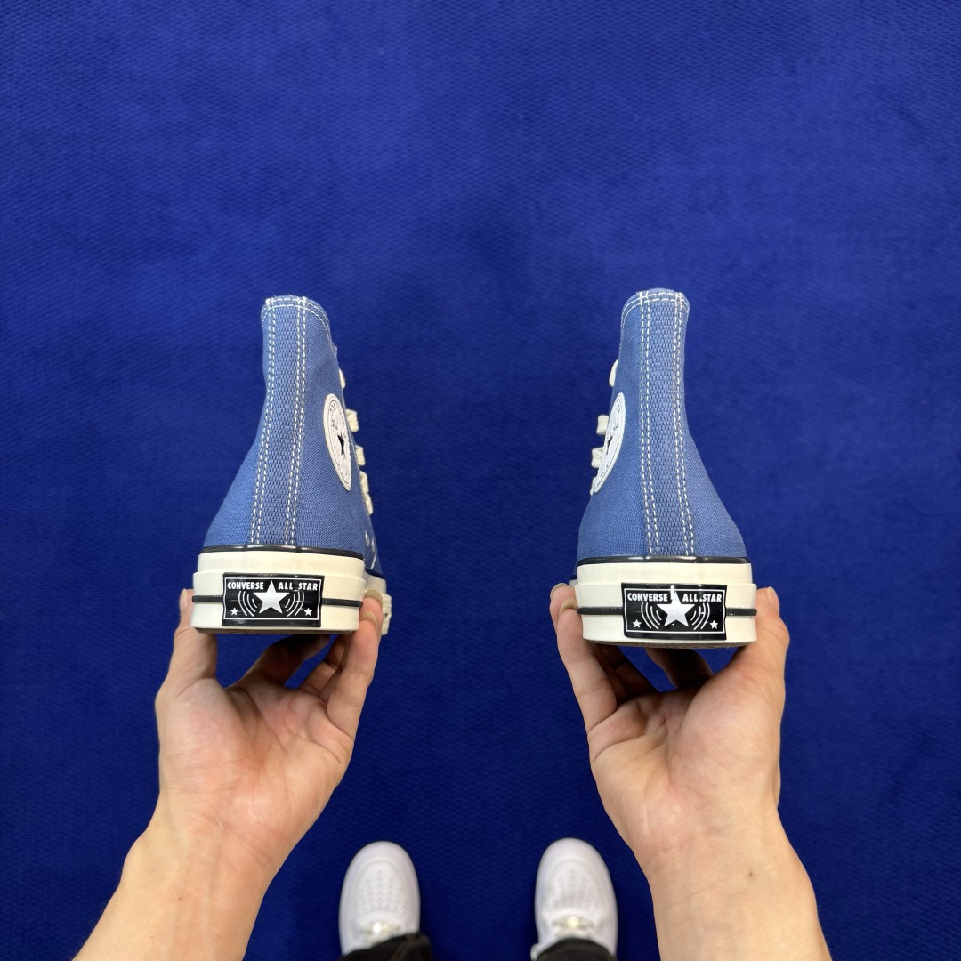 2026匡威全新发布!Converse CHUCK 70 X 星星标帆布鞋 蓝色高帮 货号:A24231C 尺码:35 2026匡威全新发布!Converse CHUCK 70 X 星星标帆布鞋 蓝色高帮 货号:A24231C 尺码:35