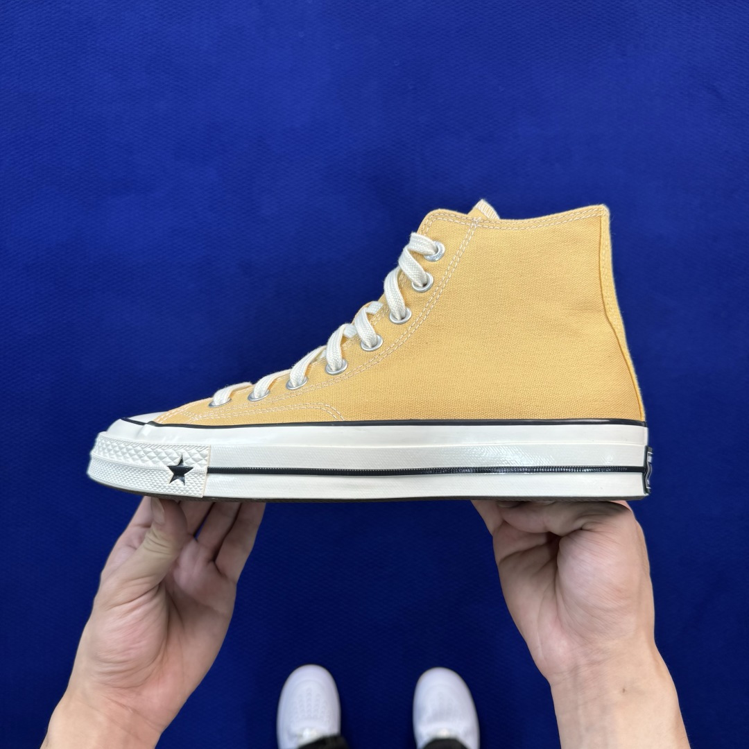 2026匡威全新发布!Converse CHUCK 70 X 星星标帆布鞋 黄色高帮 货号:A24233C 尺码:35 2026匡威全新发布!Converse CHUCK 70 X 星星标帆布鞋 黄色高帮 货号:A24233C 尺码:35
