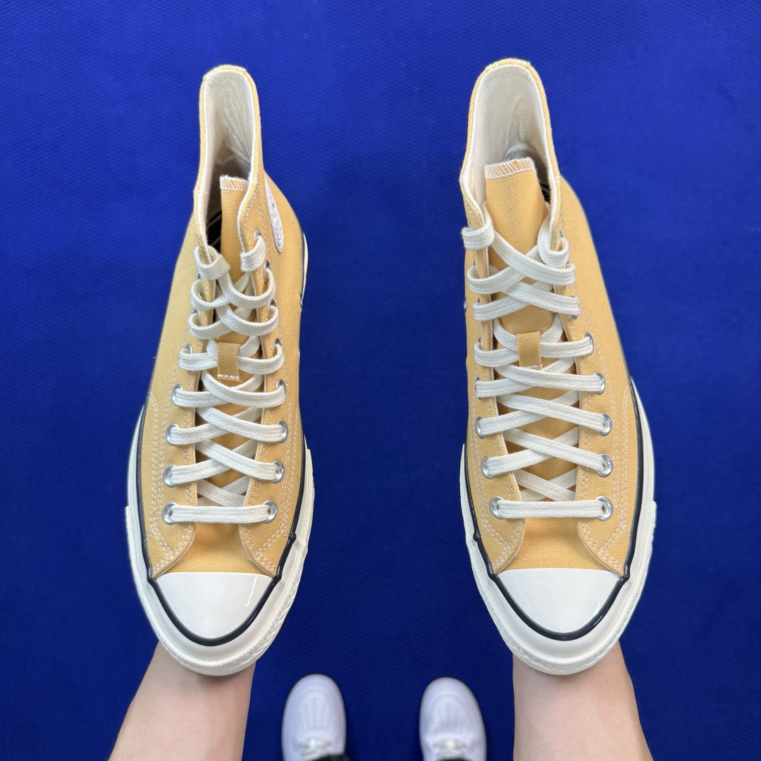 2026匡威全新发布!Converse CHUCK 70 X 星星标帆布鞋 黄色高帮 货号:A24233C 尺码:35 2026匡威全新发布!Converse CHUCK 70 X 星星标帆布鞋 黄色高帮 货号:A24233C 尺码:35