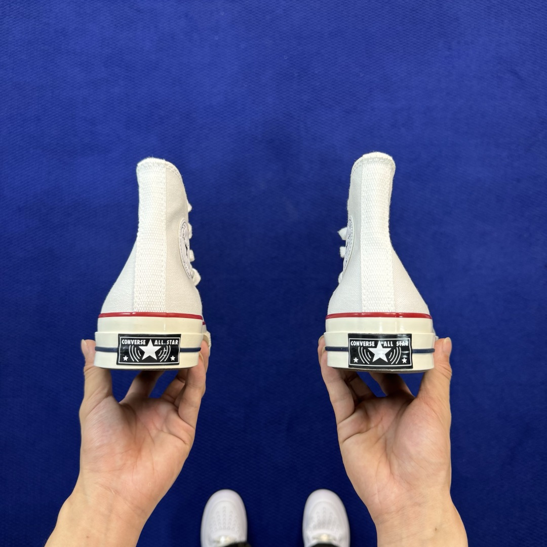 2026匡威全新发布!Converse CHUCK 70 X 星星标帆布鞋 白色高帮 货号:A24227C 尺码:35 2026匡威全新发布!Converse CHUCK 70 X 星星标帆布鞋 白色高帮 货号:A24227C 尺码:35