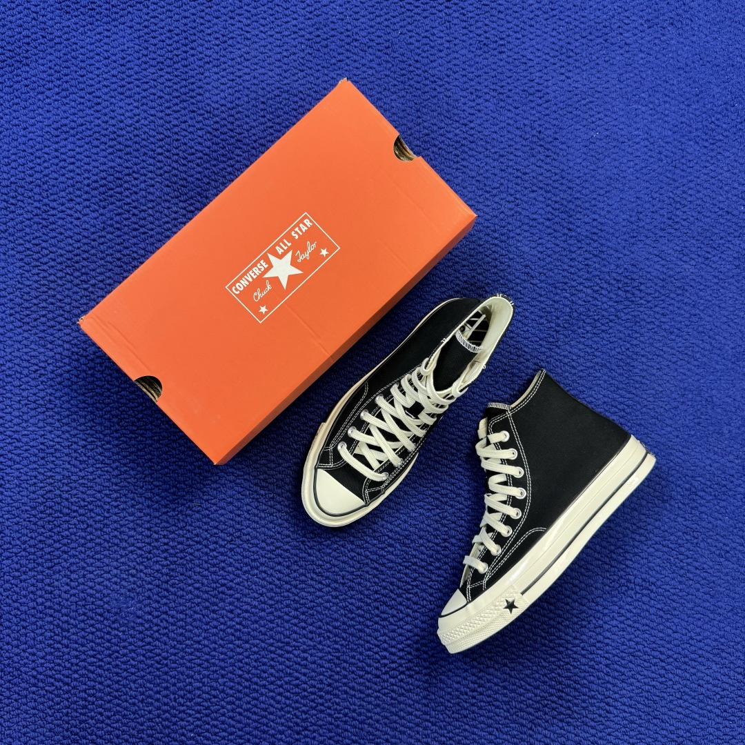 2026匡威全新发布！Converse CHUCK 70 X 星星标帆布鞋 黑色高帮 货号：A24225C 尺码：35 