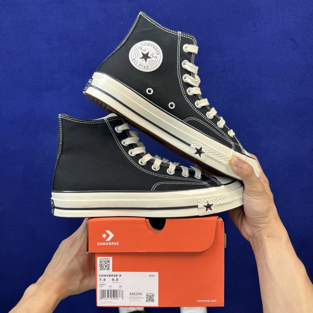 2026匡威全新发布！Converse CHUCK 70 X 星星标帆布鞋 黑色高帮 货号：A24225C 尺码：35 