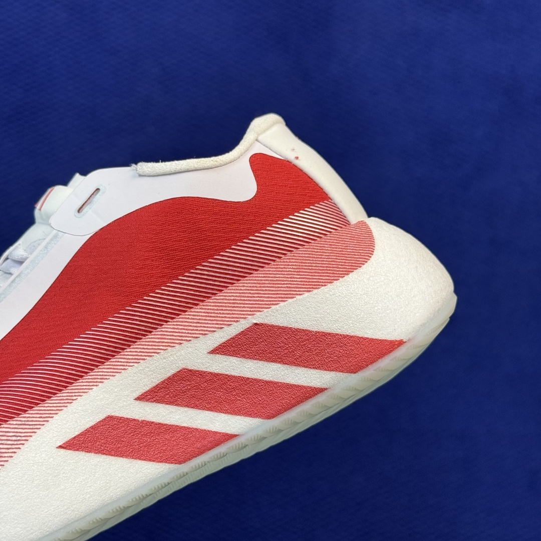 adidas Hyperboost Edge 巴斯夫爆米花跑步鞋 第1色:白红 货号：KI1913 尺码：36-46带半