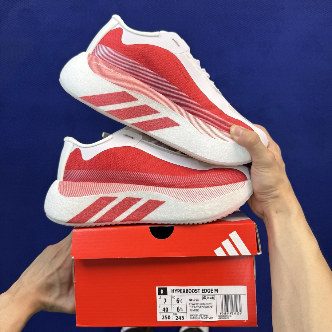 adidas Hyperboost Edge 巴斯夫爆米花跑步鞋 第1色:白红 货号：KI1913 尺码：36-46带半