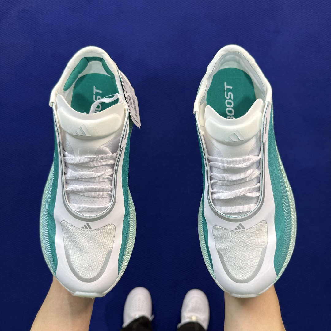 adidas Hyperboost Edge 巴斯夫爆米花跑步鞋 第2色:白绿 货号：KI1912 尺码：36-46带半