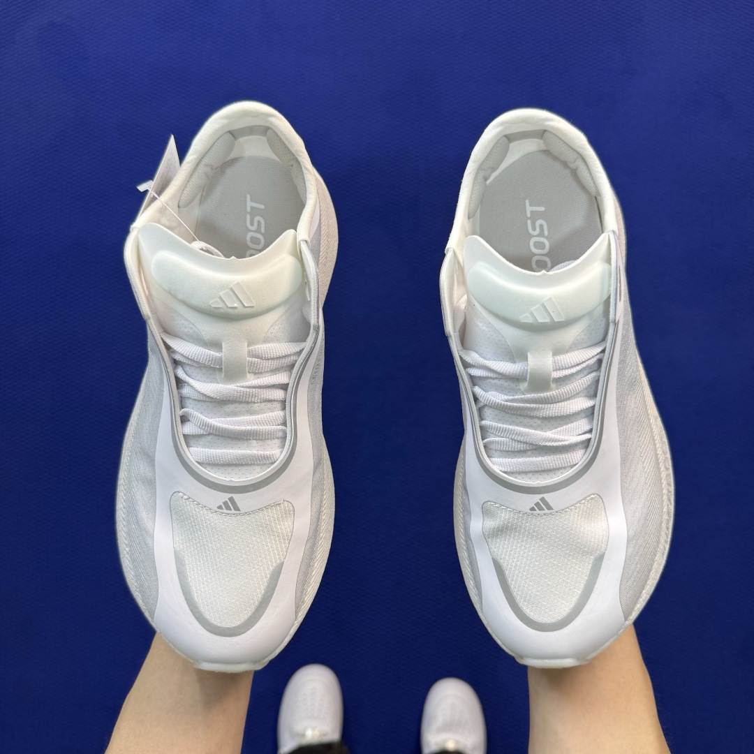 adidas Hyperboost Edge 巴斯夫爆米花跑步鞋 第3色:白灰 货号：KK0288 尺码：36-46带半
