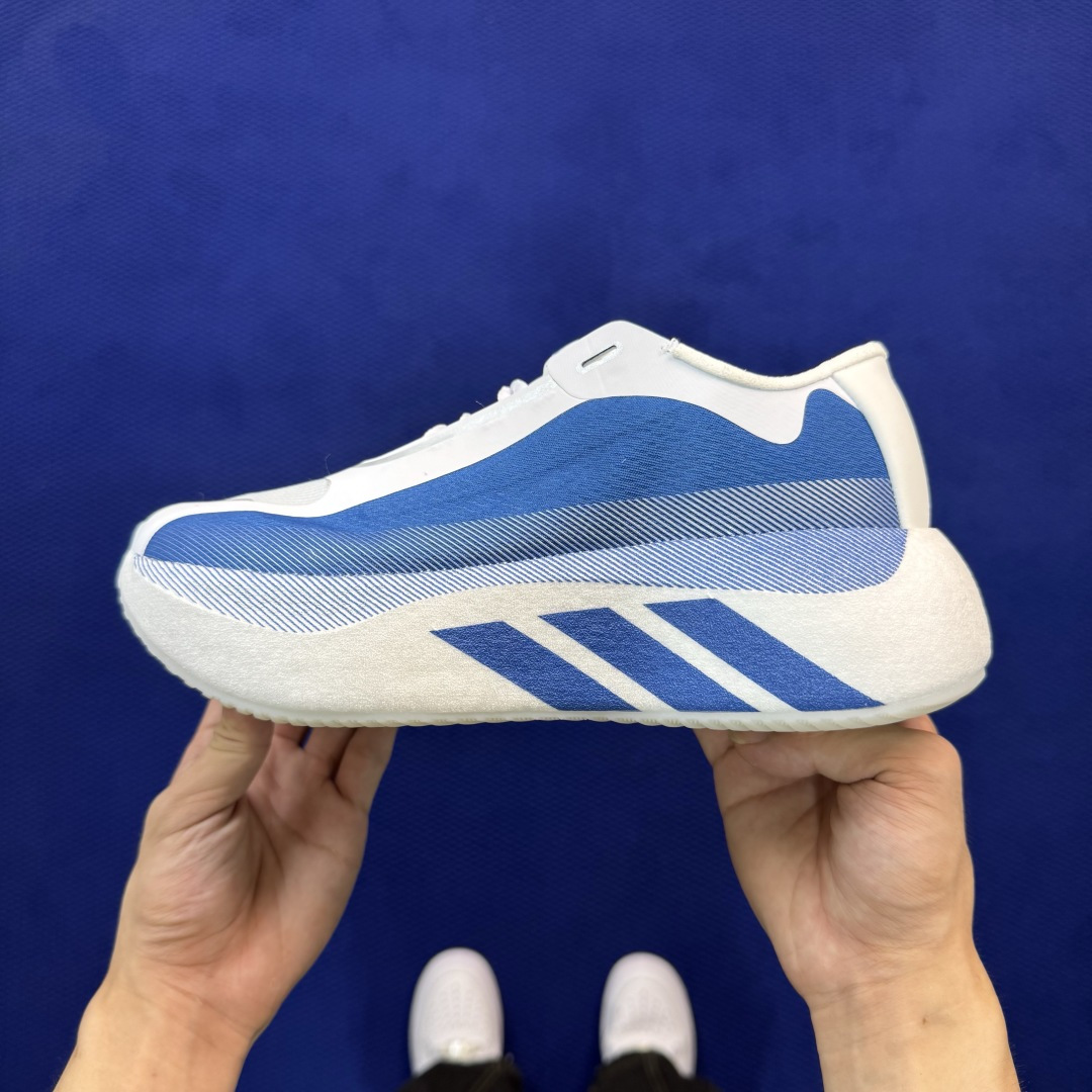 adidas Hyperboost Edge 巴斯夫爆米花跑步鞋 第5色:白蓝 货号：KI1911 尺码：36-46带半