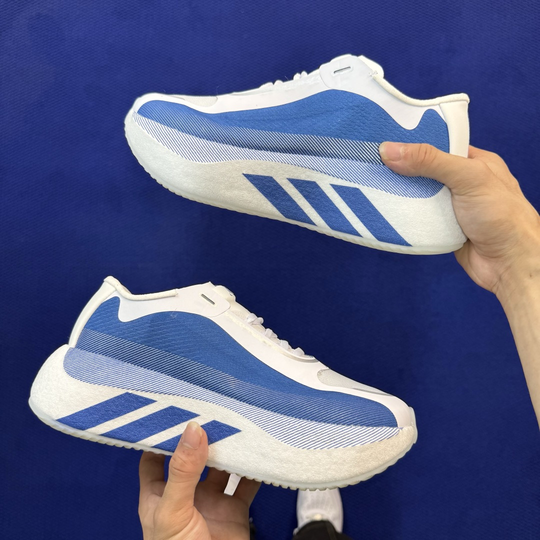 adidas Hyperboost Edge 巴斯夫爆米花跑步鞋 第5色:白蓝 货号：KI1911 尺码：36-46带半