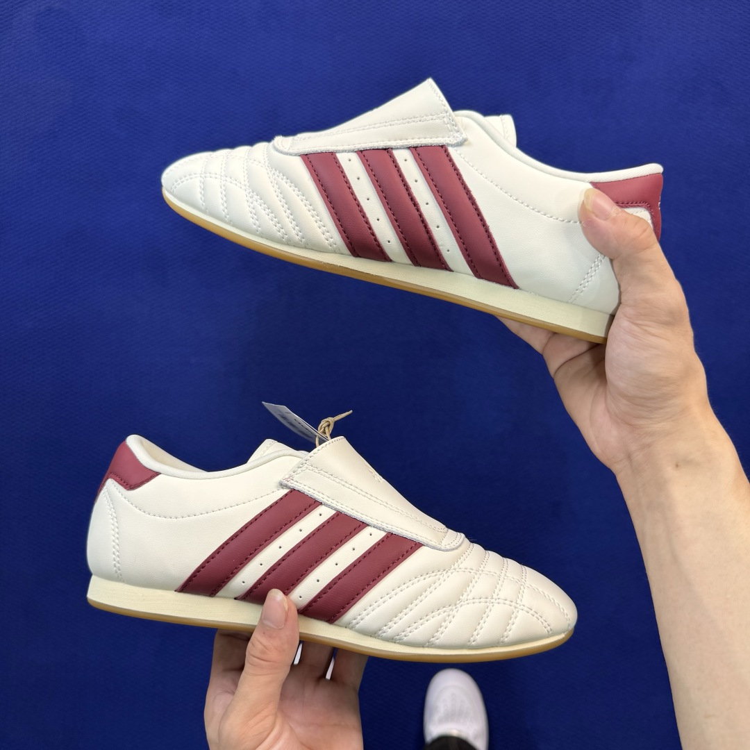 adidas originals Taekwondo 跆拳道训练鞋 第10色: 米红色 货号：JS4527 尺码：36-