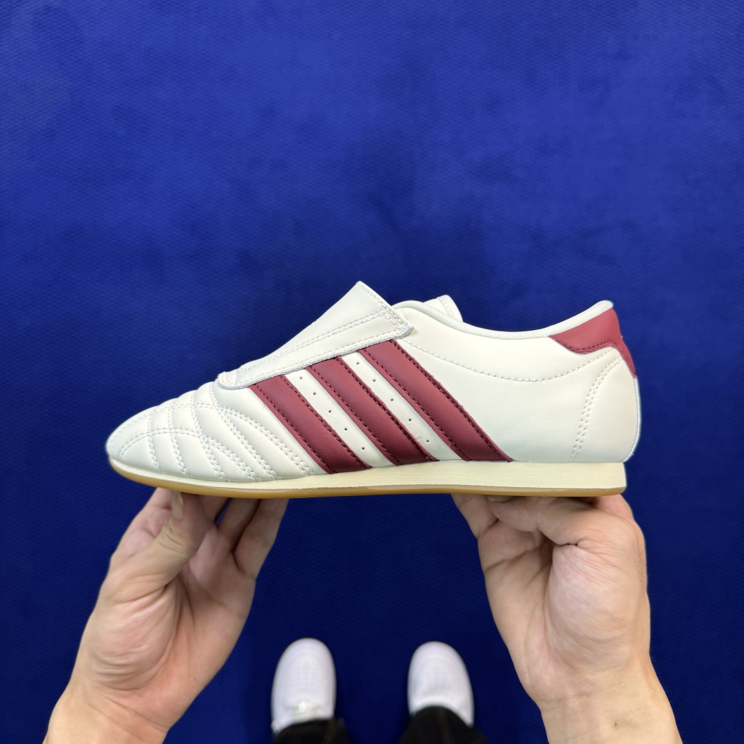 adidas originals Taekwondo 跆拳道训练鞋 第10色: 米红色 货号：JS4527 尺码：36-