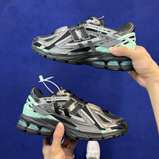 C版新百伦!nb1906 第119色:黑色/浅绿色 纯原大厂出品,品质优价格合理,降维打击‼️ 货号:U19063Y0 C版新百伦!nb1906 第119色:黑色/浅绿色 纯原大厂出品,品质优价格合理,降维打击‼️ 货号:U19063Y0