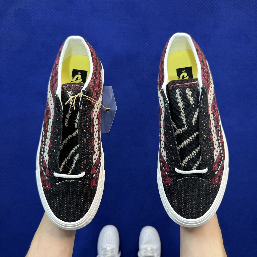 虎扑版!Vans Old Skool 低帮 165V 纯原级别外贸订单!万斯经典 硫化帆布板鞋 正品海鸥线 鞋头包边完美 虎扑版!Vans Old Skool 低帮 165V 纯原级别外贸订单!万斯经典 硫化帆布板鞋 正品海鸥线 鞋头包边完美