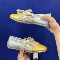 鬼冢虎范思哲联名舞蹈鞋 共8色女鞋🥿 VERSACE × Onitsuka Tiger 范思哲 联名款 Tai-Chi 鬼冢虎范思哲联名舞蹈鞋 共8色女鞋🥿 VERSACE × Onitsuka Tiger 范思哲 联名款 Tai-Chi