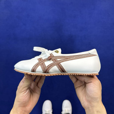 鬼冢虎范思哲联名舞蹈鞋 共8色女鞋🥿 VERSACE × Onitsuka Tiger 范思哲 联名款 Tai-Chi 鬼冢虎范思哲联名舞蹈鞋 共8色女鞋🥿 VERSACE × Onitsuka Tiger 范思哲 联名款 Tai-Chi