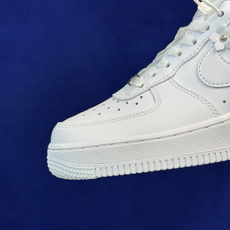 3A空军!第660色:纯白小花装饰🎍镜面皮 Nike Air Force 1 Low 百分百原鞋开发!PT市场真正匠心空 3A空军!第660色:纯白小花装饰🎍镜面皮 Nike Air Force 1 Low 百分百原鞋开发!PT市场真正匠心空