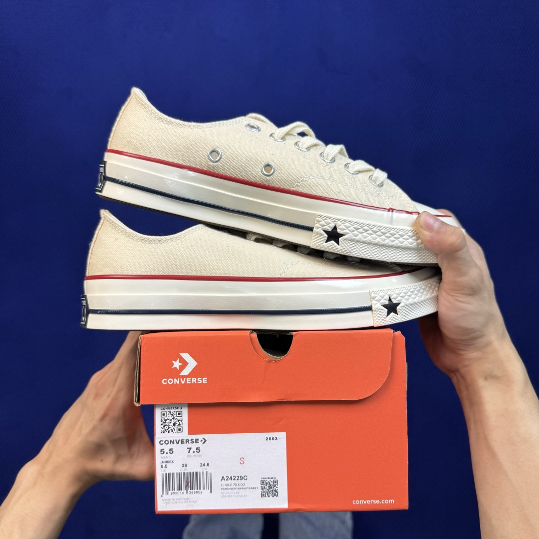 2026匡威全新发布！Converse CHUCK 70X 星星标帆布鞋 米白低帮 货号：A24229C 尺码：35 3