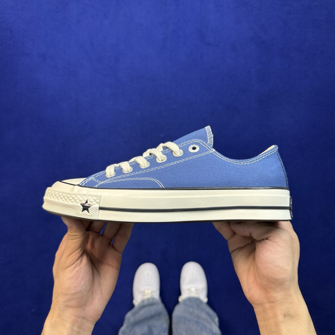 2026匡威全新发布！Converse CHUCK 70X 星星标帆布鞋 海军蓝低帮 货号：A24234C 尺码：35 