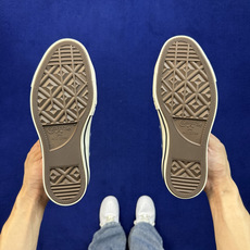 2026匡威全新发布!Converse CHUCK 70X 星星标帆布鞋 海军蓝低帮 货号:A24234C 尺码:35 2026匡威全新发布!Converse CHUCK 70X 星星标帆布鞋 海军蓝低帮 货号:A24234C 尺码:35