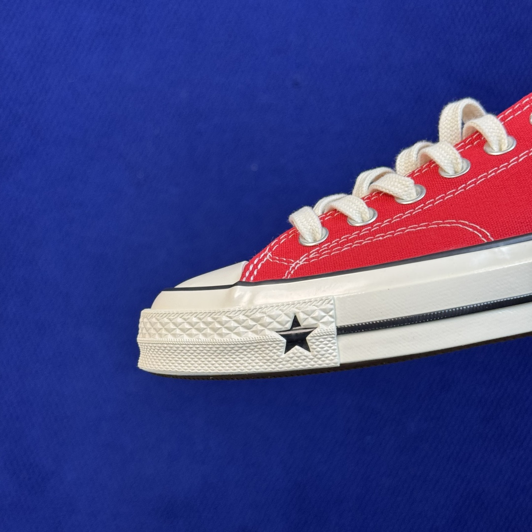 2026匡威全新发布！Converse CHUCK 70X 星星标帆布鞋 大红色低帮 货号：A24235C 尺码：35 