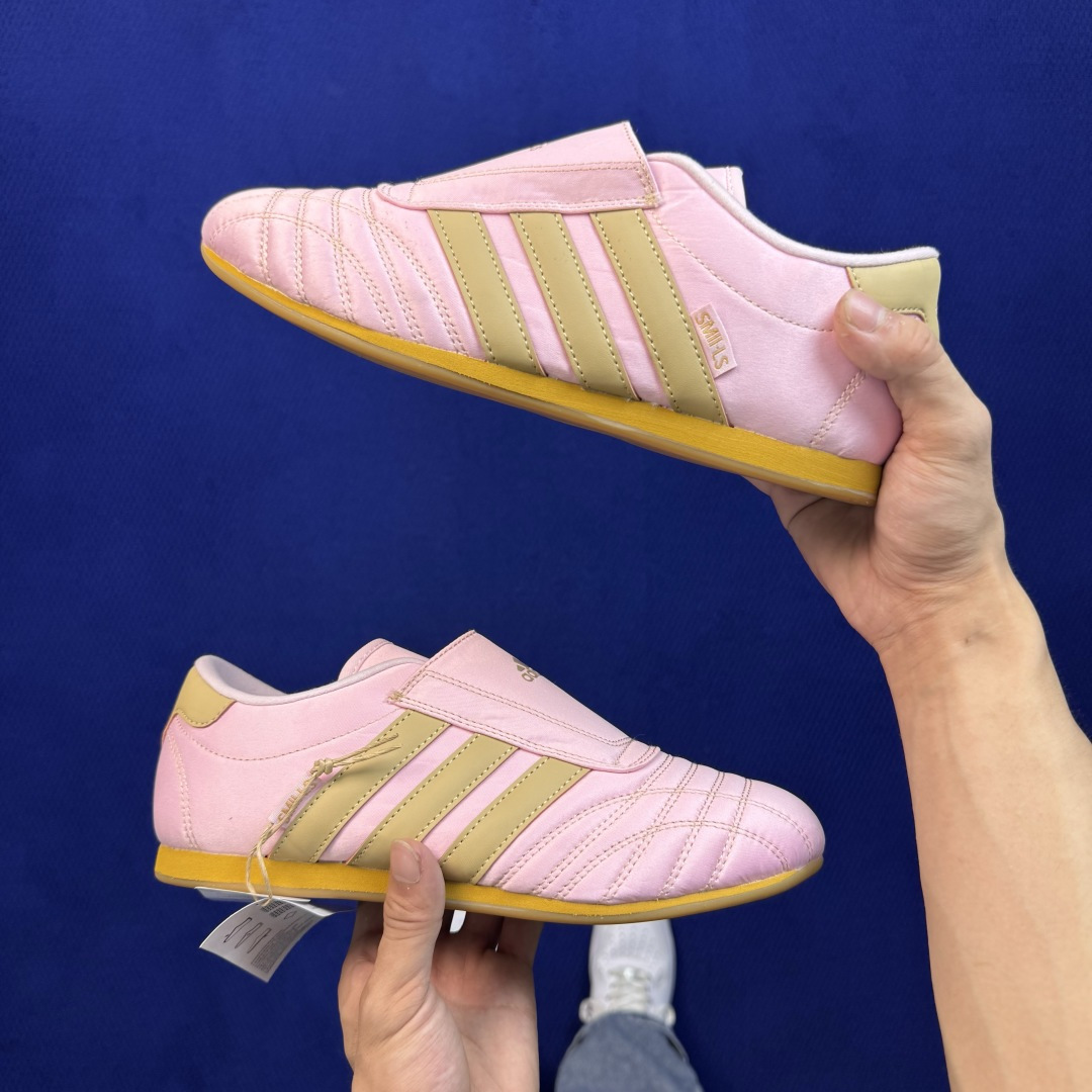 adidas originals Taekwondo 跆拳道训练鞋 第11色: 粉金色 货号：JQ8209 尺码：36-