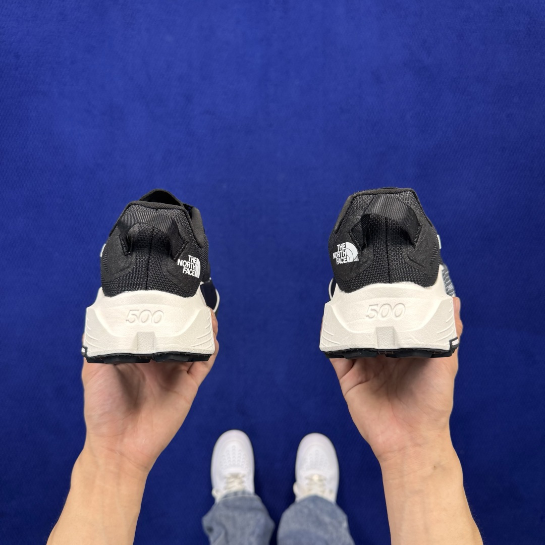 北面越野跑鞋 THE NORTH FACE Altamesa 500 V2 网纱面 第1色：黑白 尺码：36-45