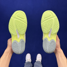 亚瑟士排球鞋 ASICS SKY ELITE FF 4 大厂纯原,品质保障! 货号:1051A092-100 第4色:白 亚瑟士排球鞋 ASICS SKY ELITE FF 4 大厂纯原,品质保障! 货号:1051A092-100 第4色:白