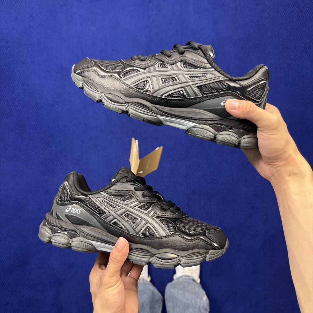 亚瑟士ASICS GEL-NYC系列 复古休闲鞋 第32色:1203A280-003 尺码:36 37 37.5 38 亚瑟士ASICS GEL-NYC系列 复古休闲鞋 第32色:1203A280-003 尺码:36 37 37.5 38
